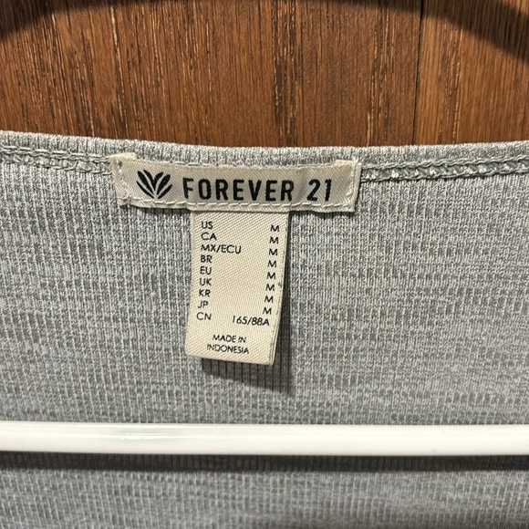 Forever 21 Athletic Style Ribbed V-Neck - Gray - Picture 2 of 2